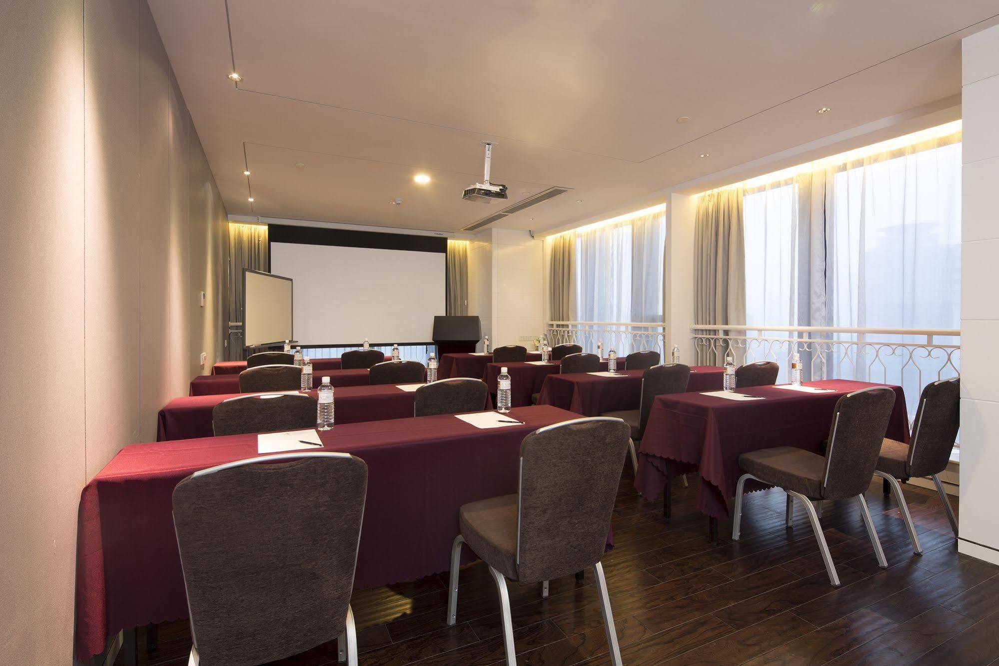 Suning Auraya Service Apartment Nanjing นานกิง ภายนอก รูปภาพ
